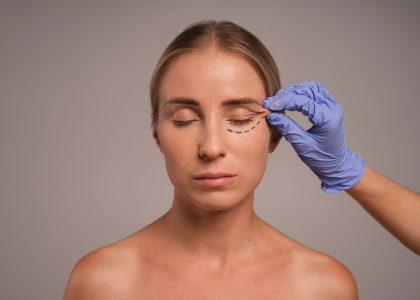 woman preparing cosmetic surgery 1